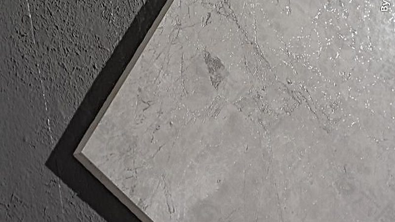 大理石瓷砖铺贴后，保护膜该何时撕掉？**