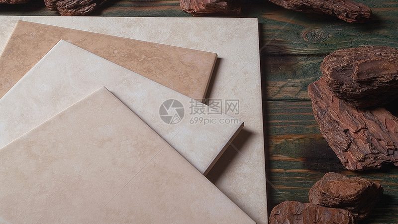 在众多品牌中，以下几款极简风墙砖值得推荐：